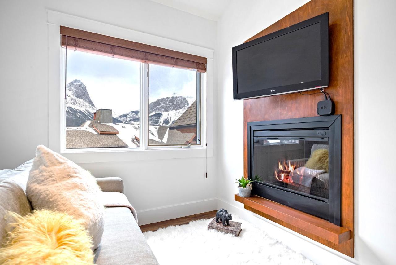 Penthouse At Solar A Resort And Spa Canmore Buitenkant foto